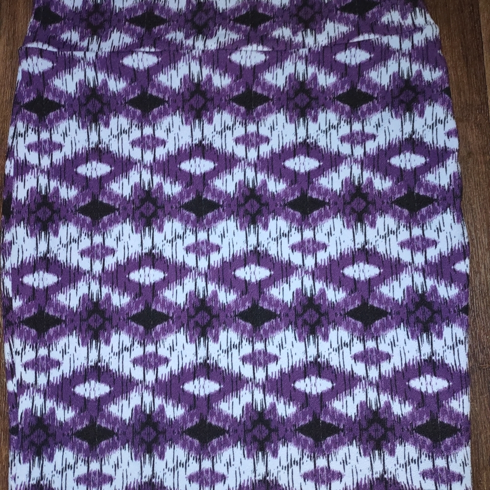Cassie LuLaRoe pencil skirt